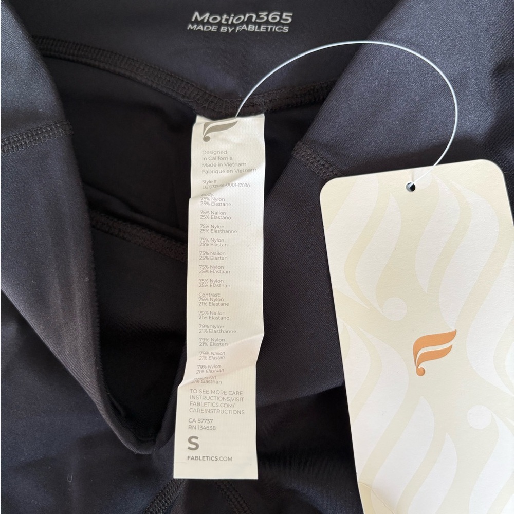 Motion 365 Fabletics Mid-Rise 7/8 Leggings - Picture 2 of 3